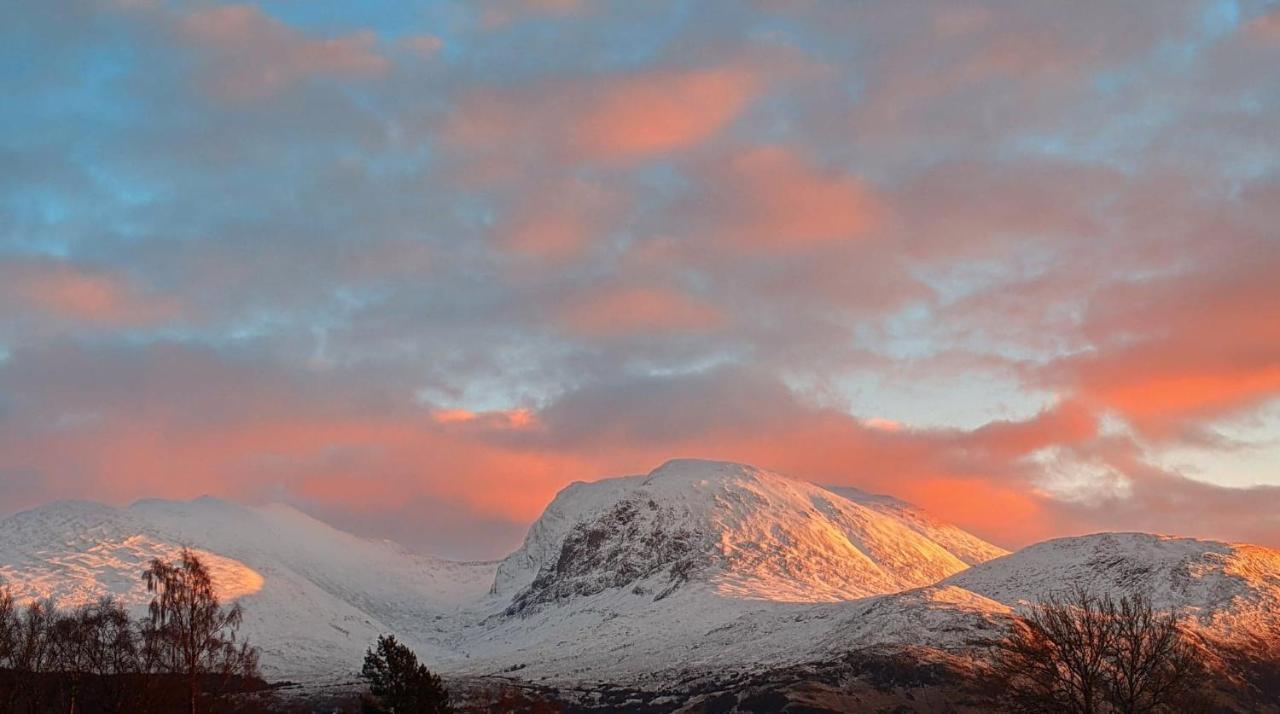 Nadurra But And Ben - Where The Ordinary Becomes Extraordinary Fort William Exterior photo